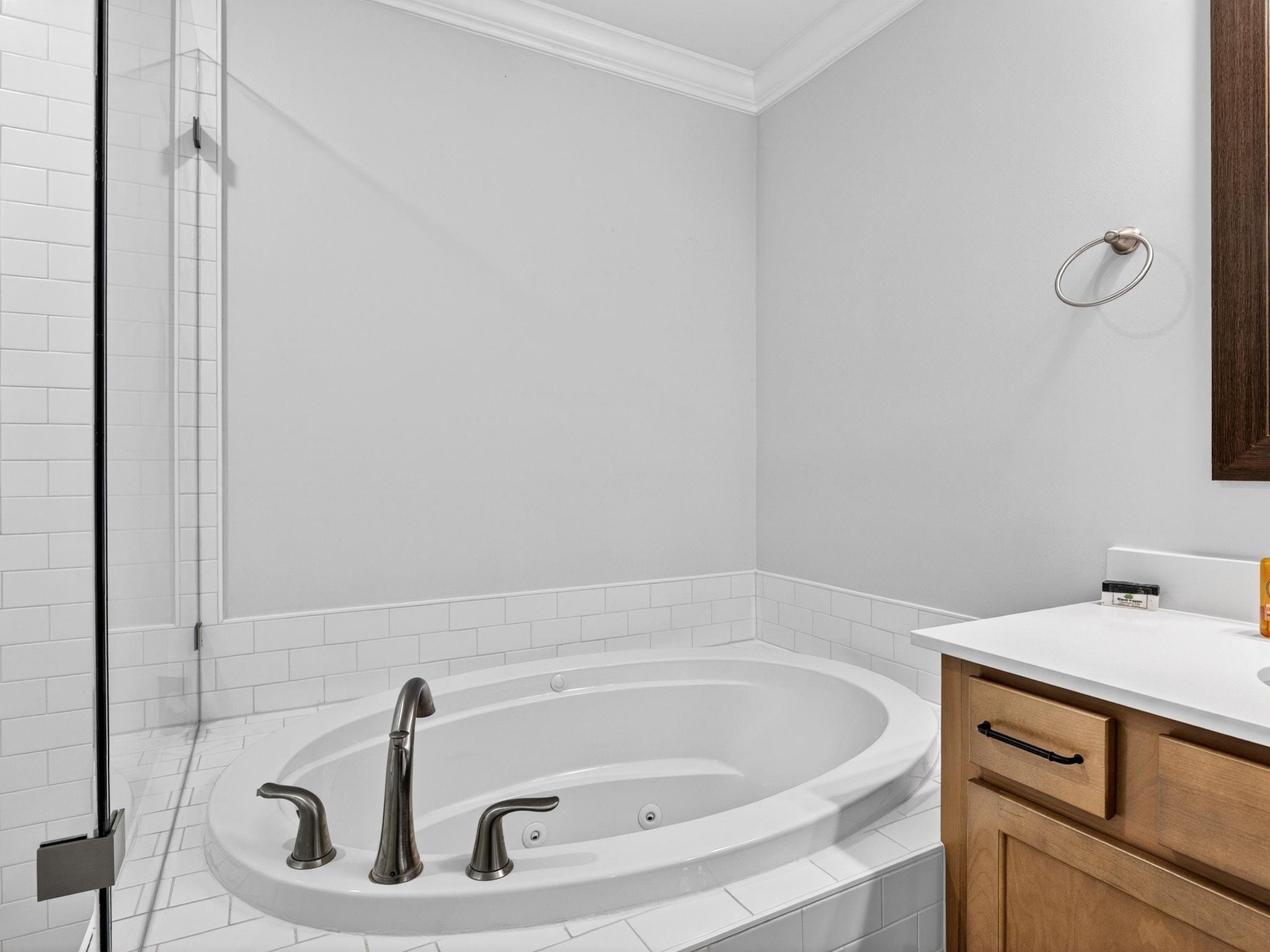 1427 Boatswain Drive Property Photo 27
