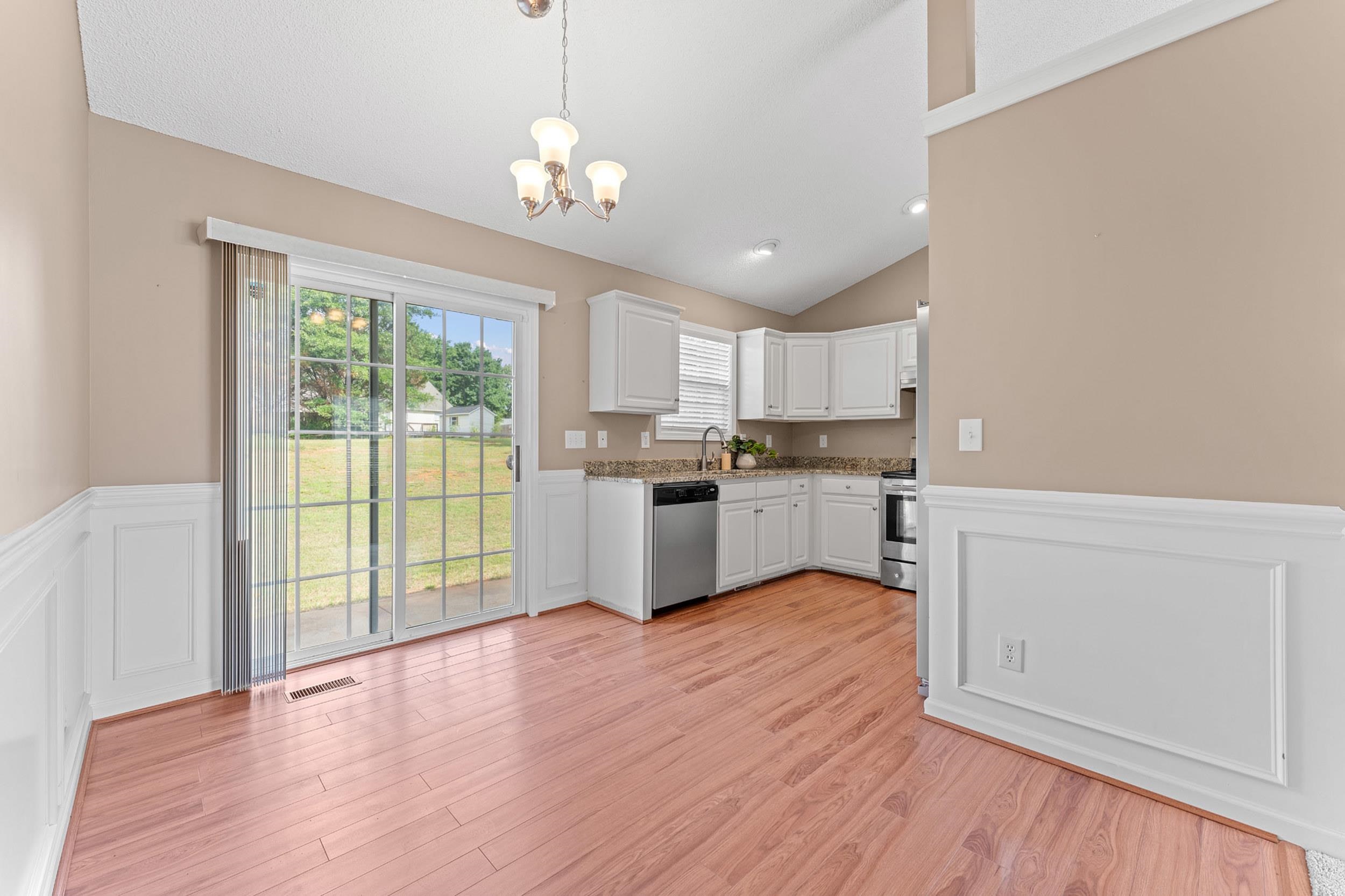 1111 Dunwoody Drive Property Photo 11