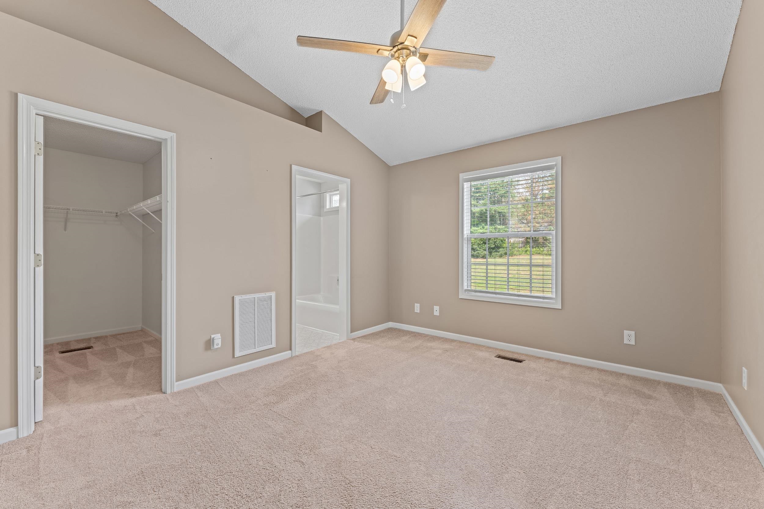 1111 Dunwoody Drive Property Photo 18