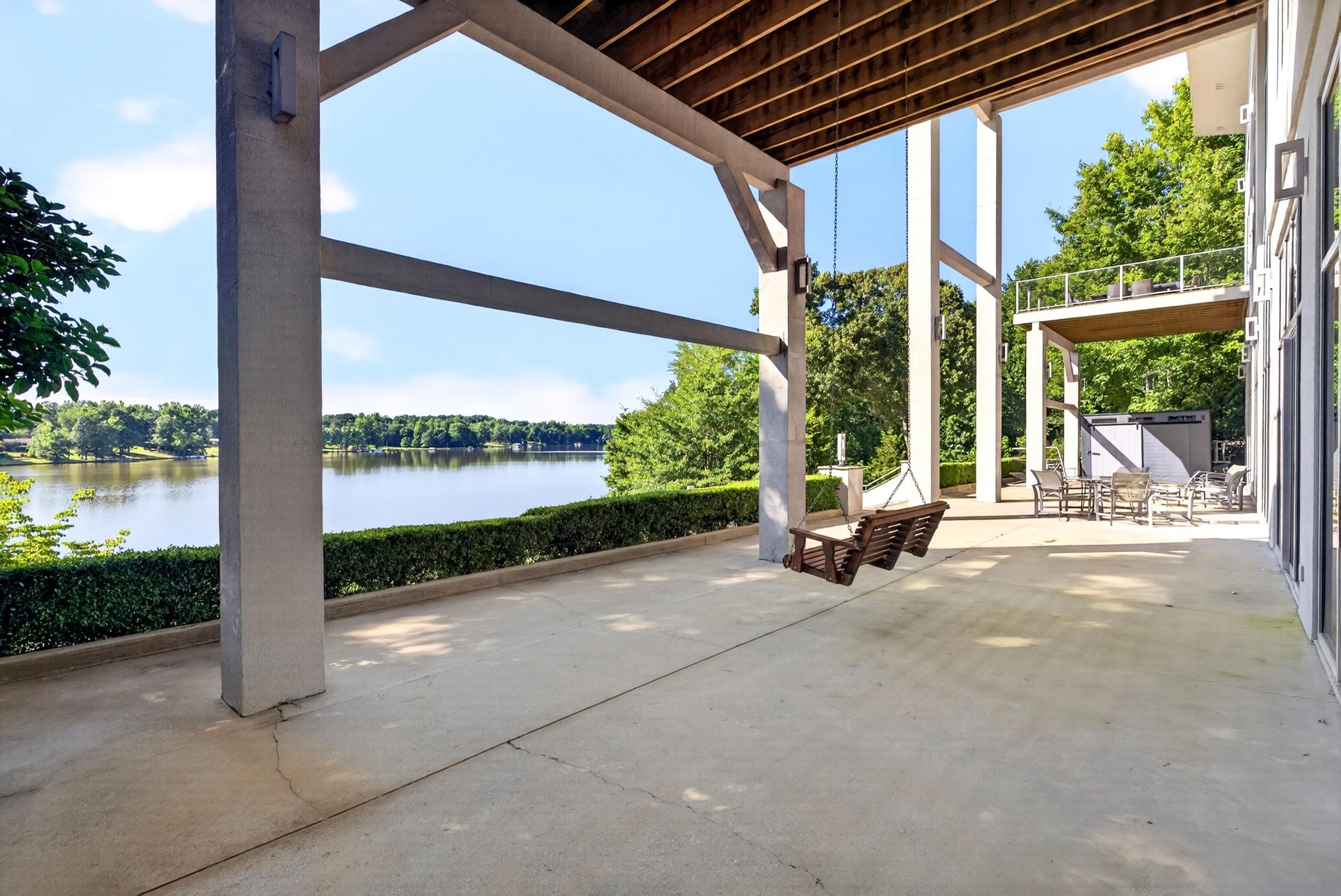 1125 Dickson Road Property Photo 7
