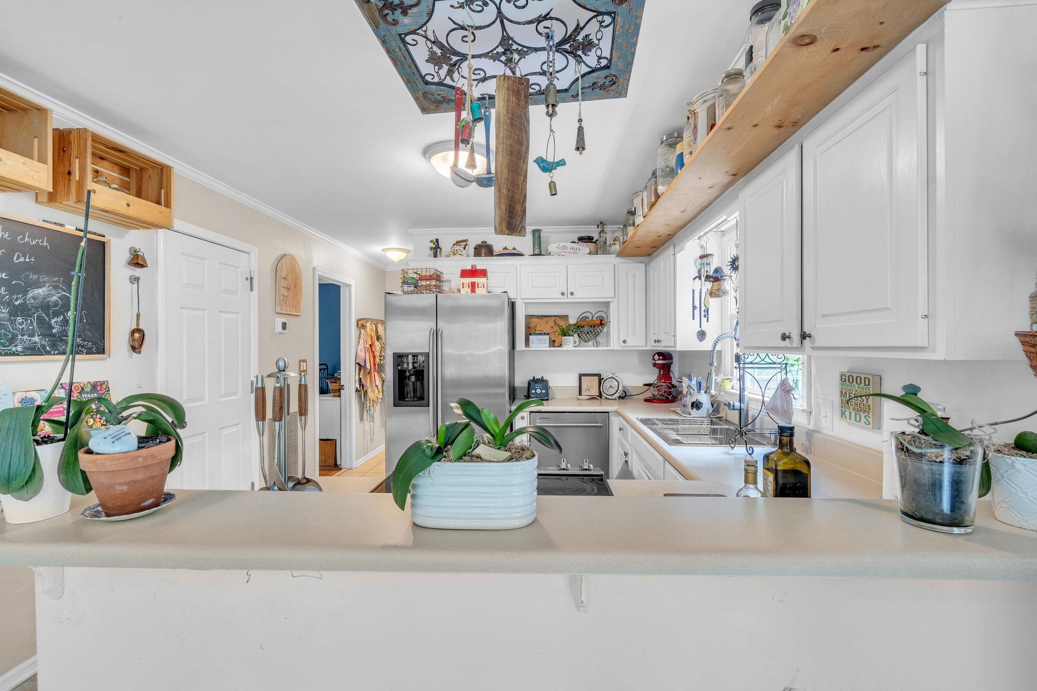 702 Keltner Avenue Property Photo 8