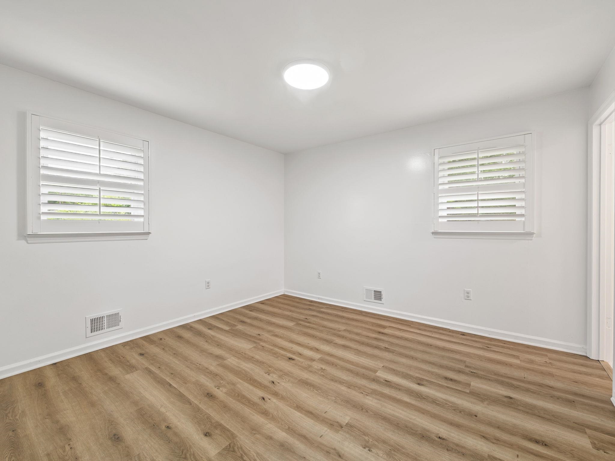 175 Foster St Property Photo 23
