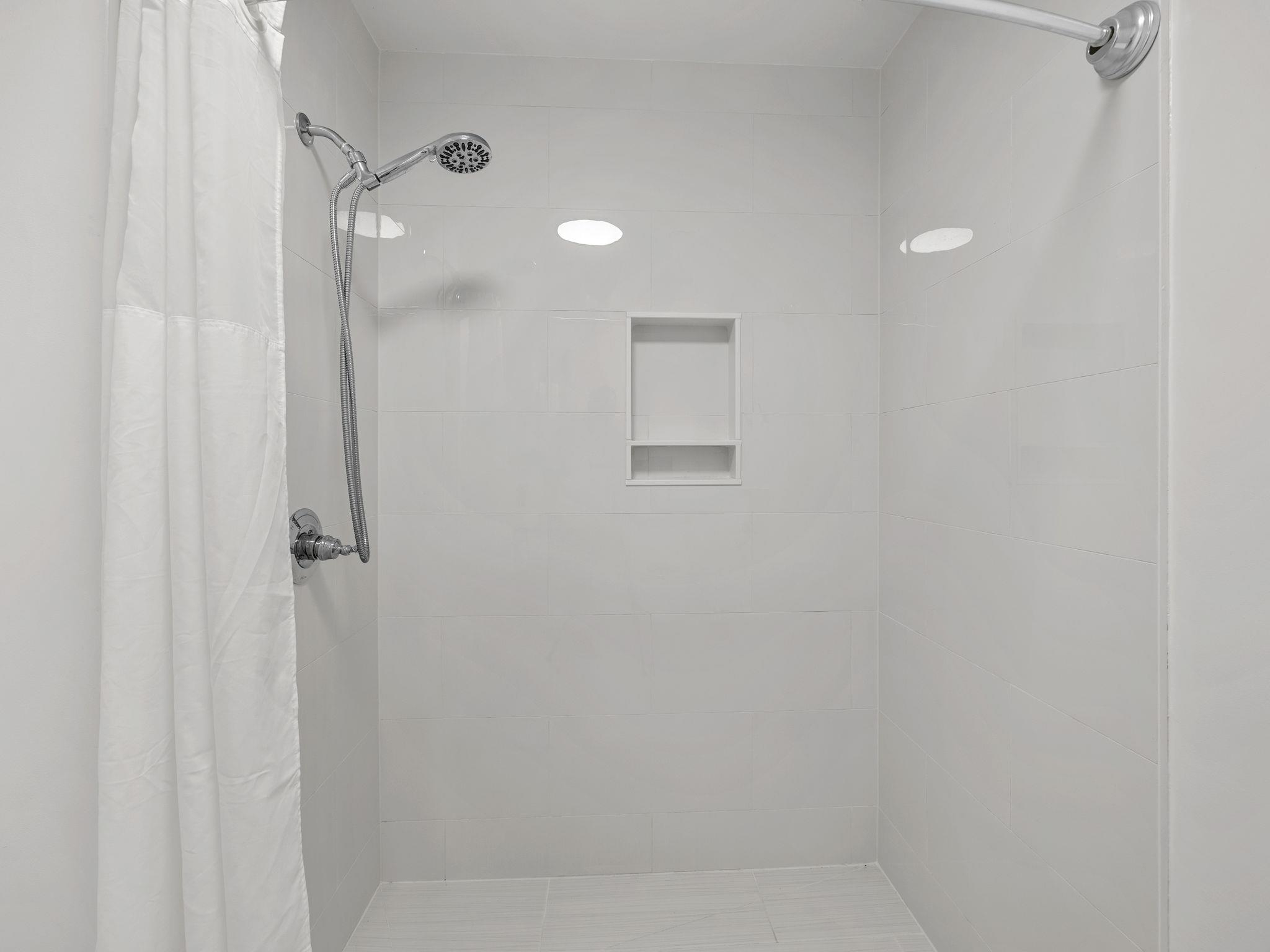 175 Foster St Property Photo 31