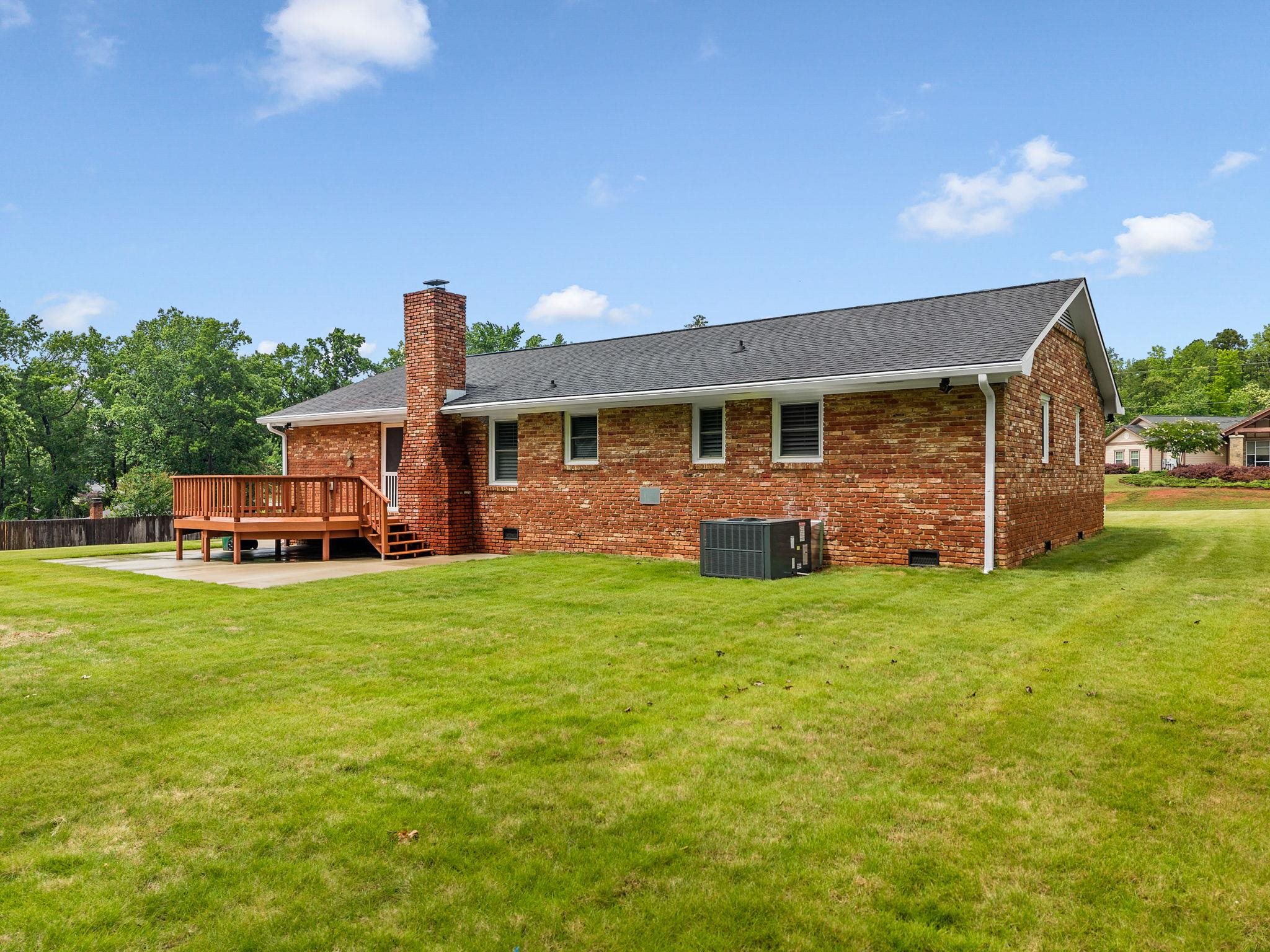 175 Foster St Property Photo 41