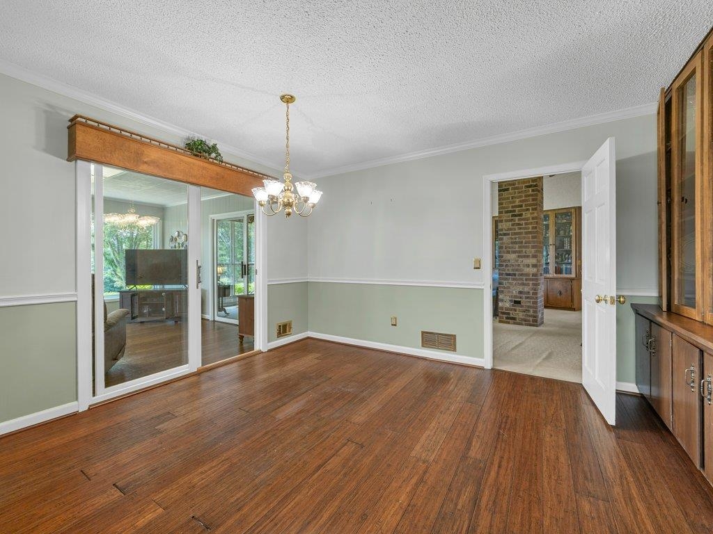 110 Racetrack Road Property Photo 19