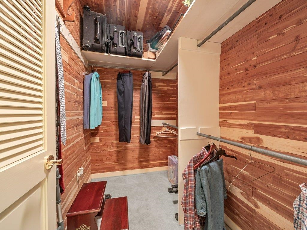 110 Racetrack Road Property Photo 23