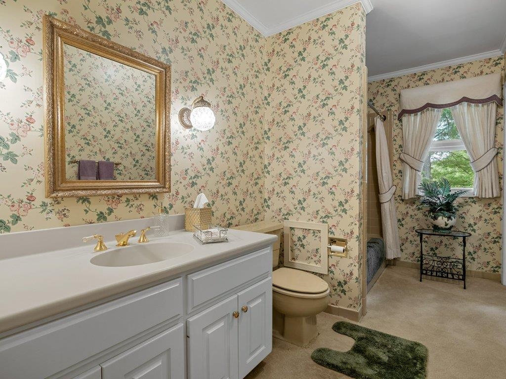 110 Racetrack Road Property Photo 27