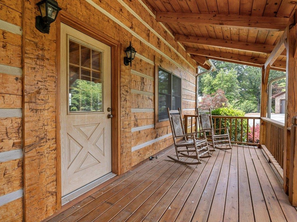 110 Racetrack Road Property Photo 37
