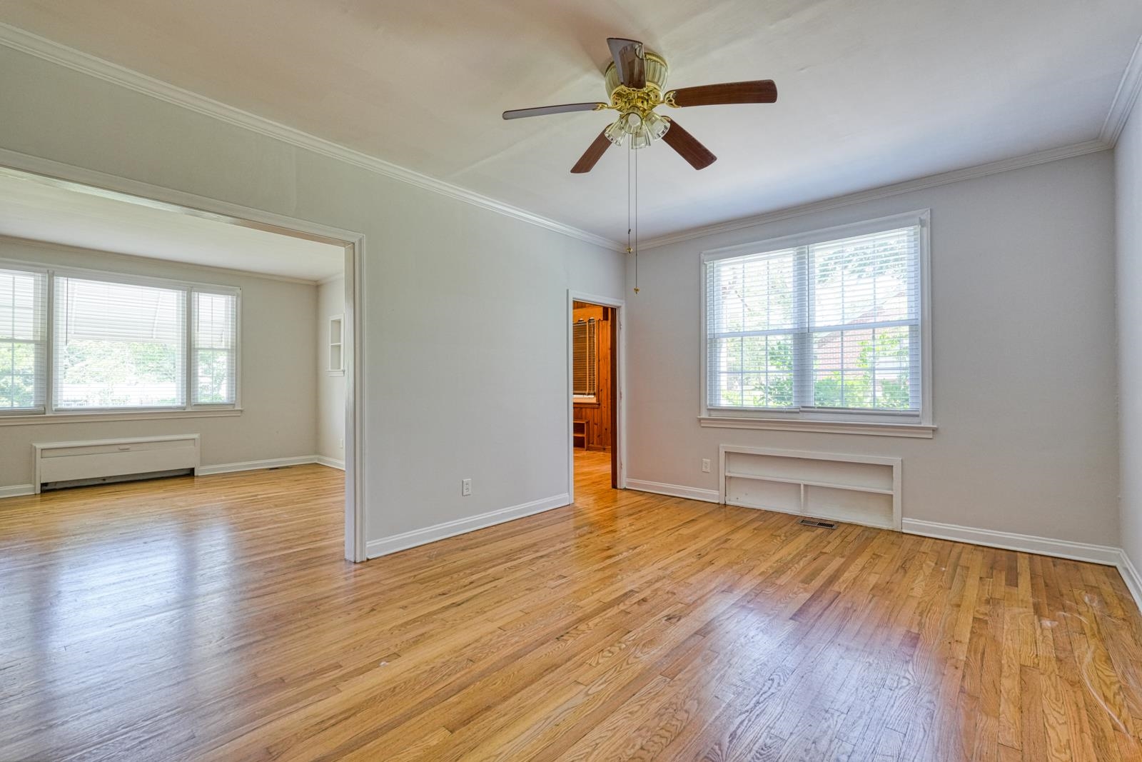 171 E Victoria Road Property Photo 13