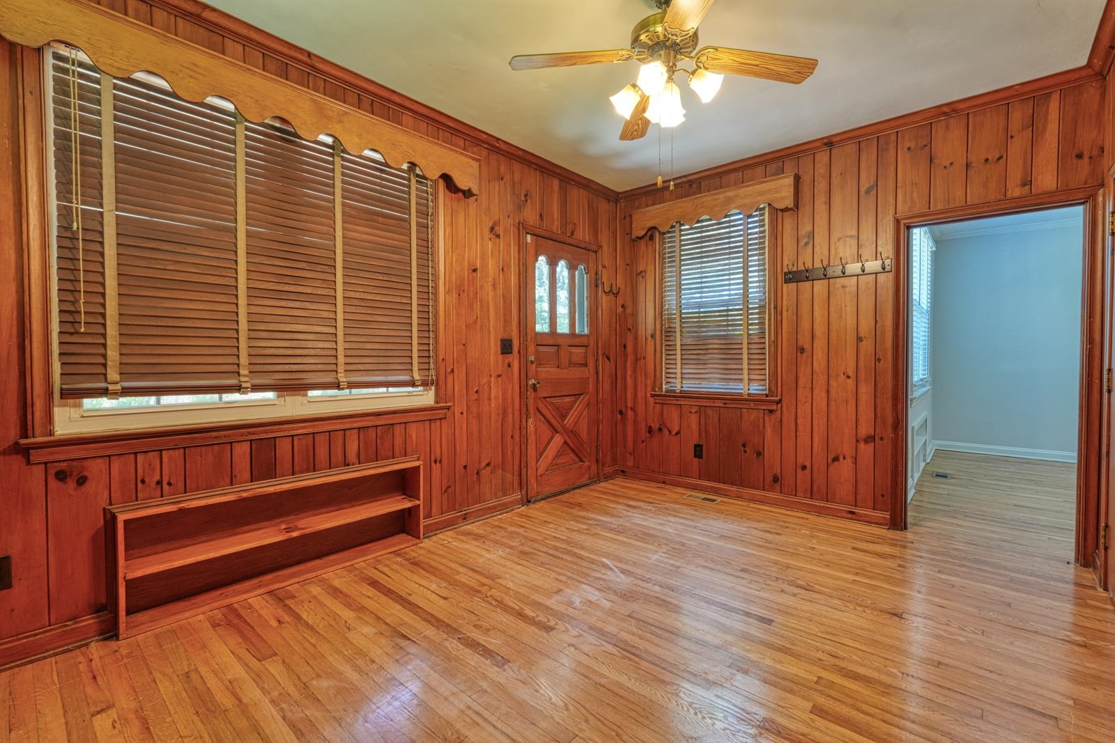 171 E Victoria Road Property Photo 18