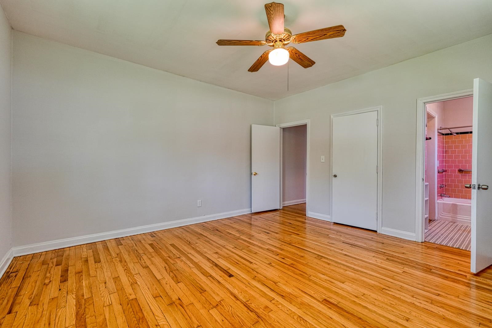 171 E Victoria Road Property Photo 21