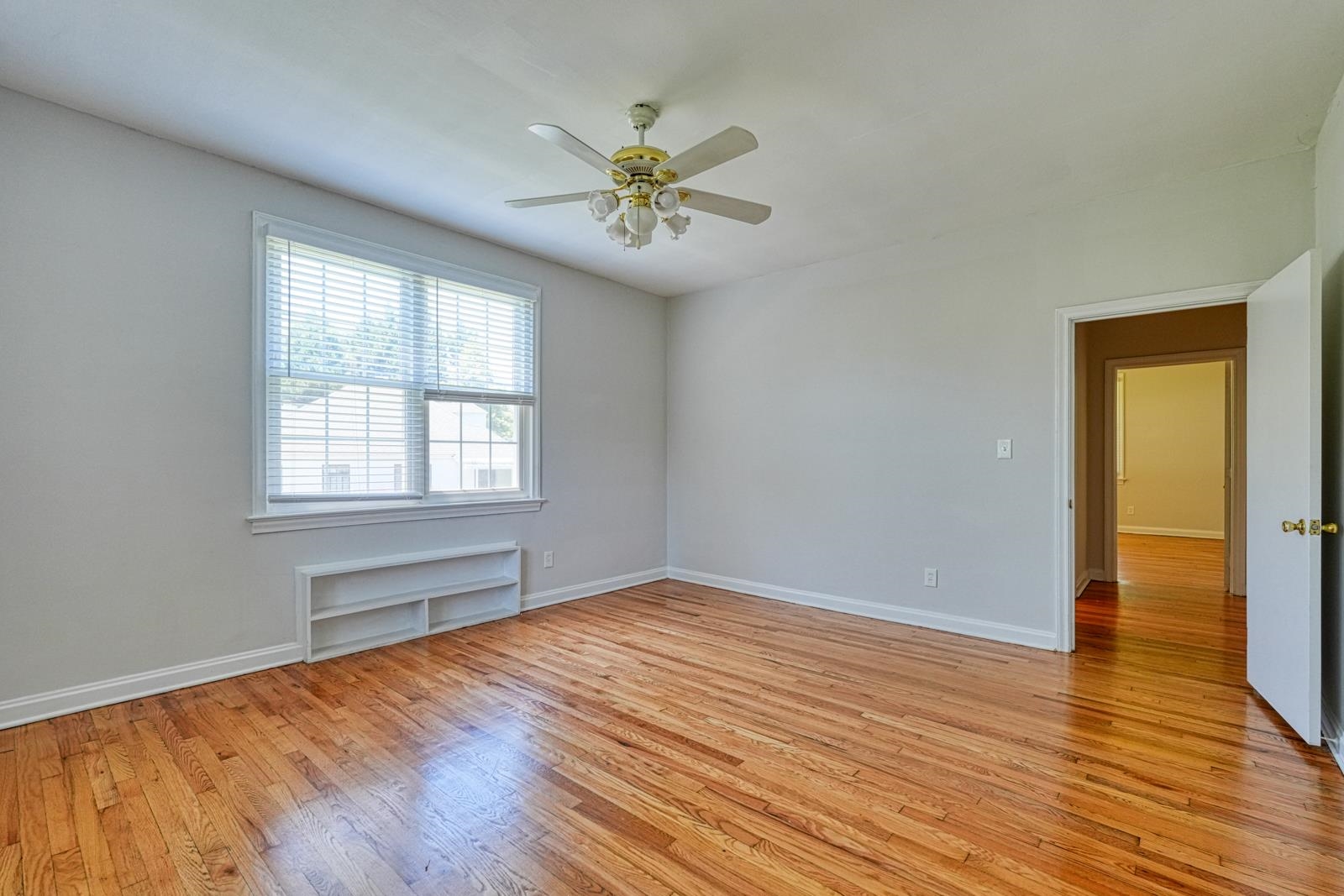 171 E Victoria Road Property Photo 26