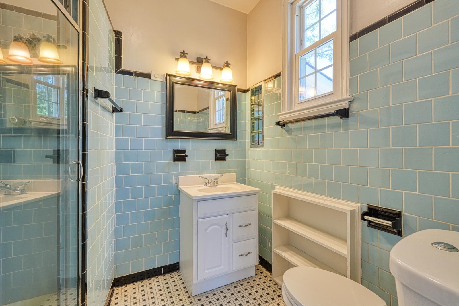 171 E Victoria Road Property Photo 27