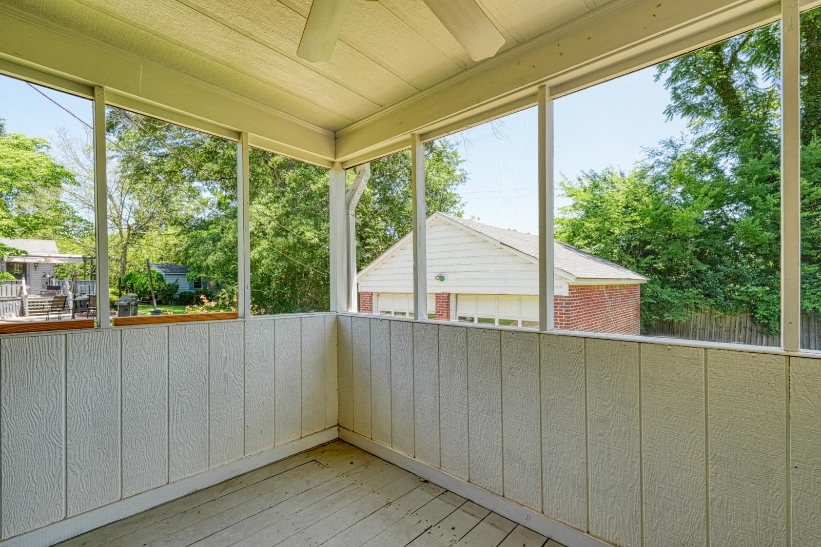 171 E Victoria Road Property Photo 37