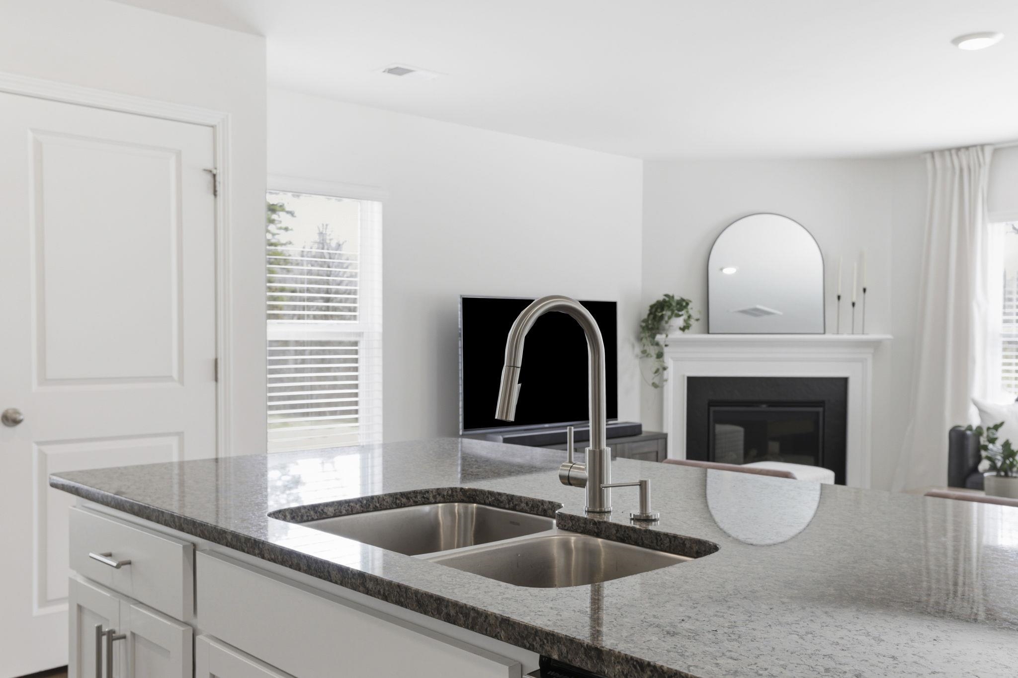 4402 Remington Avenue Property Photo 9