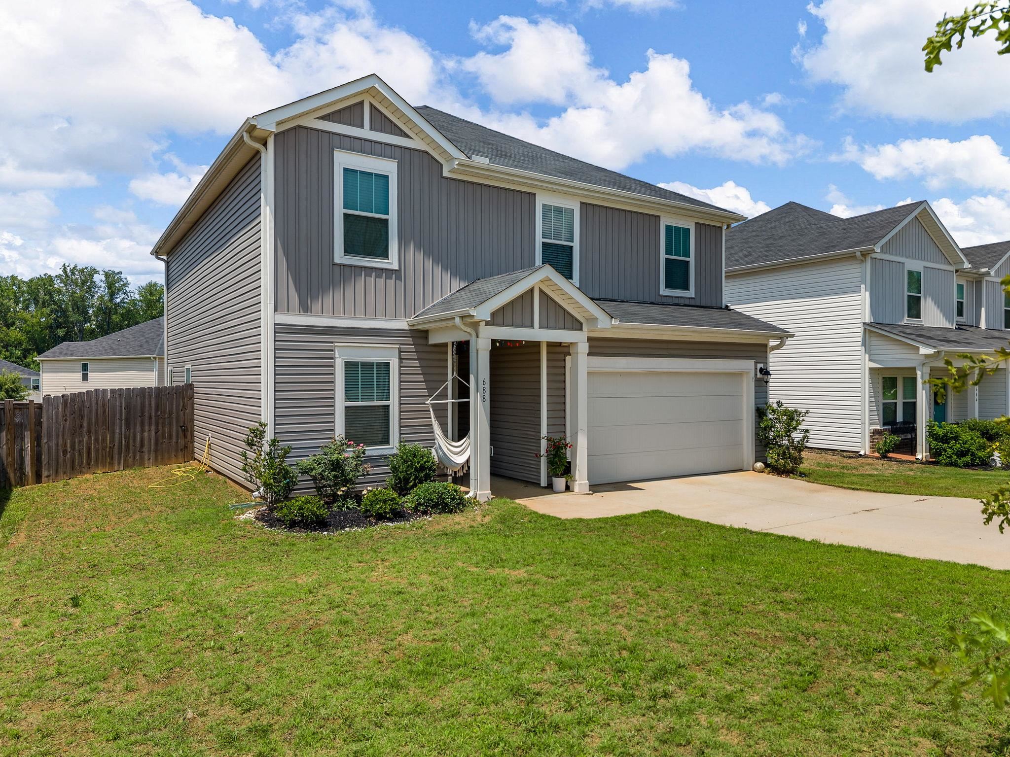 688 Grays Creek Road Property Photo 4