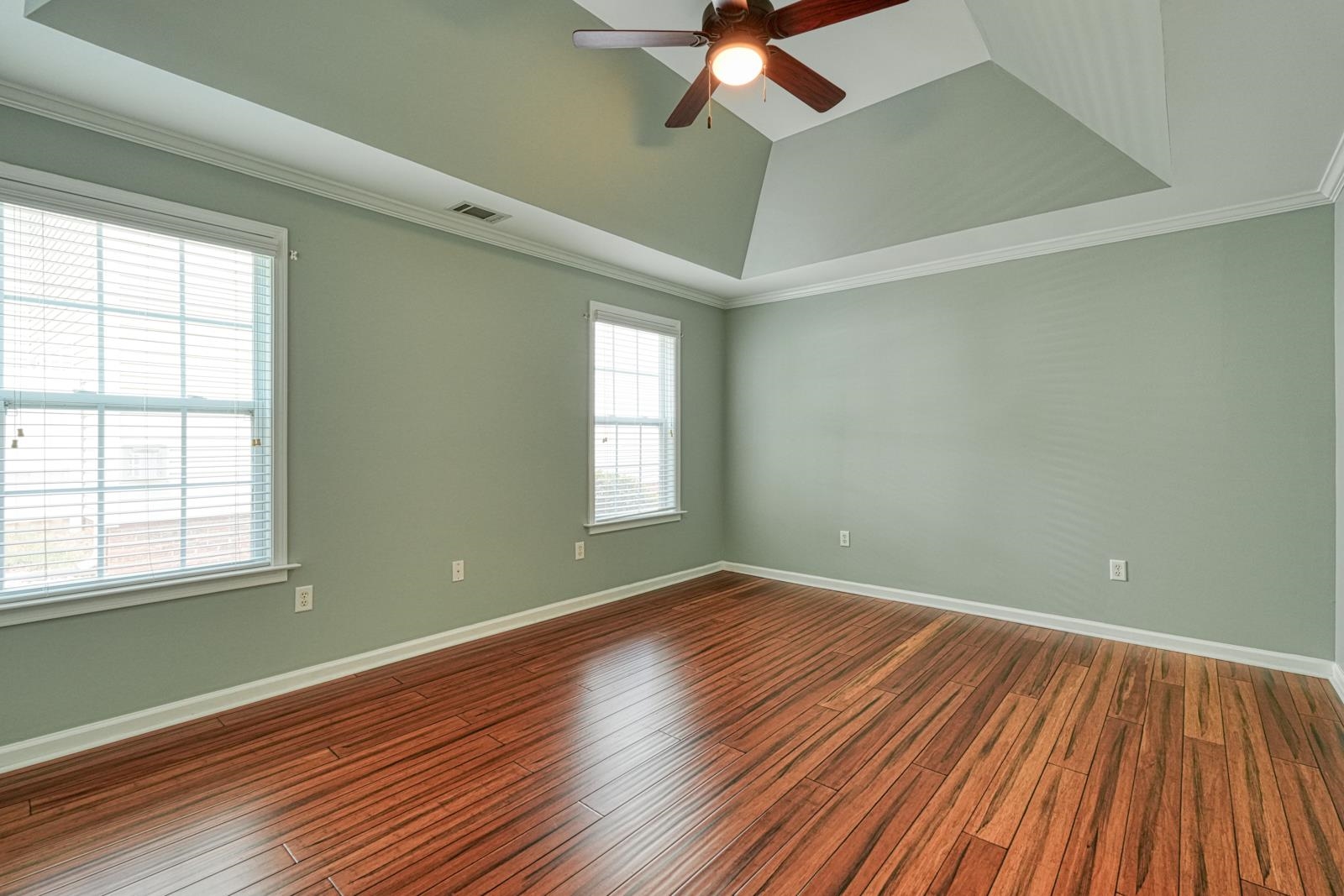 831 Vandenburg Drive Property Photo 19