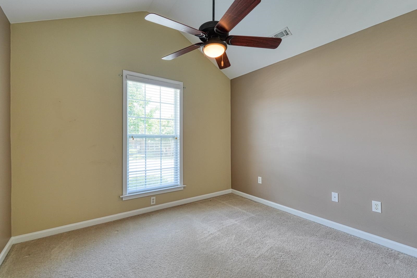831 Vandenburg Drive Property Photo 33