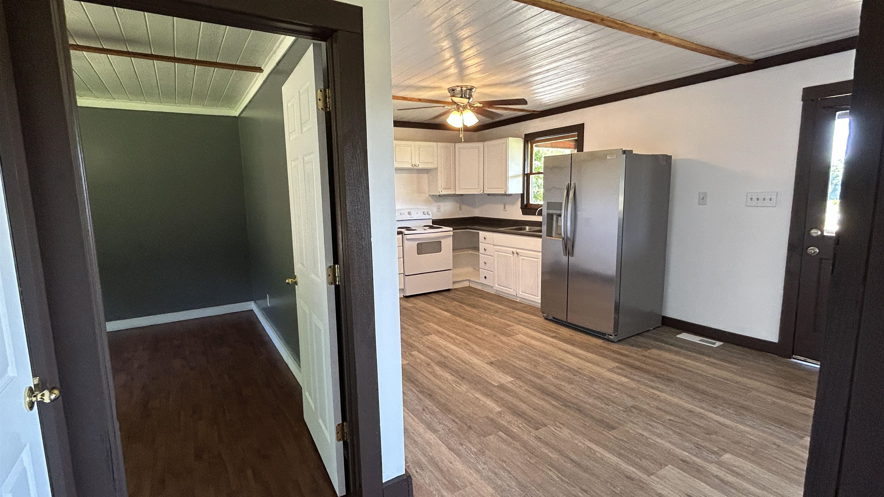 975 Goucher School Property Photo 10