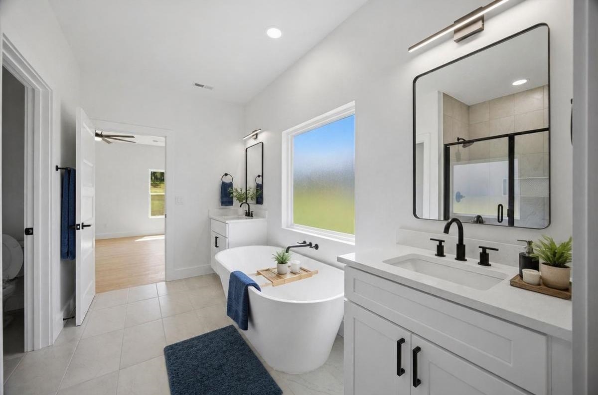 2027 Blessed Drive Property Photo 14