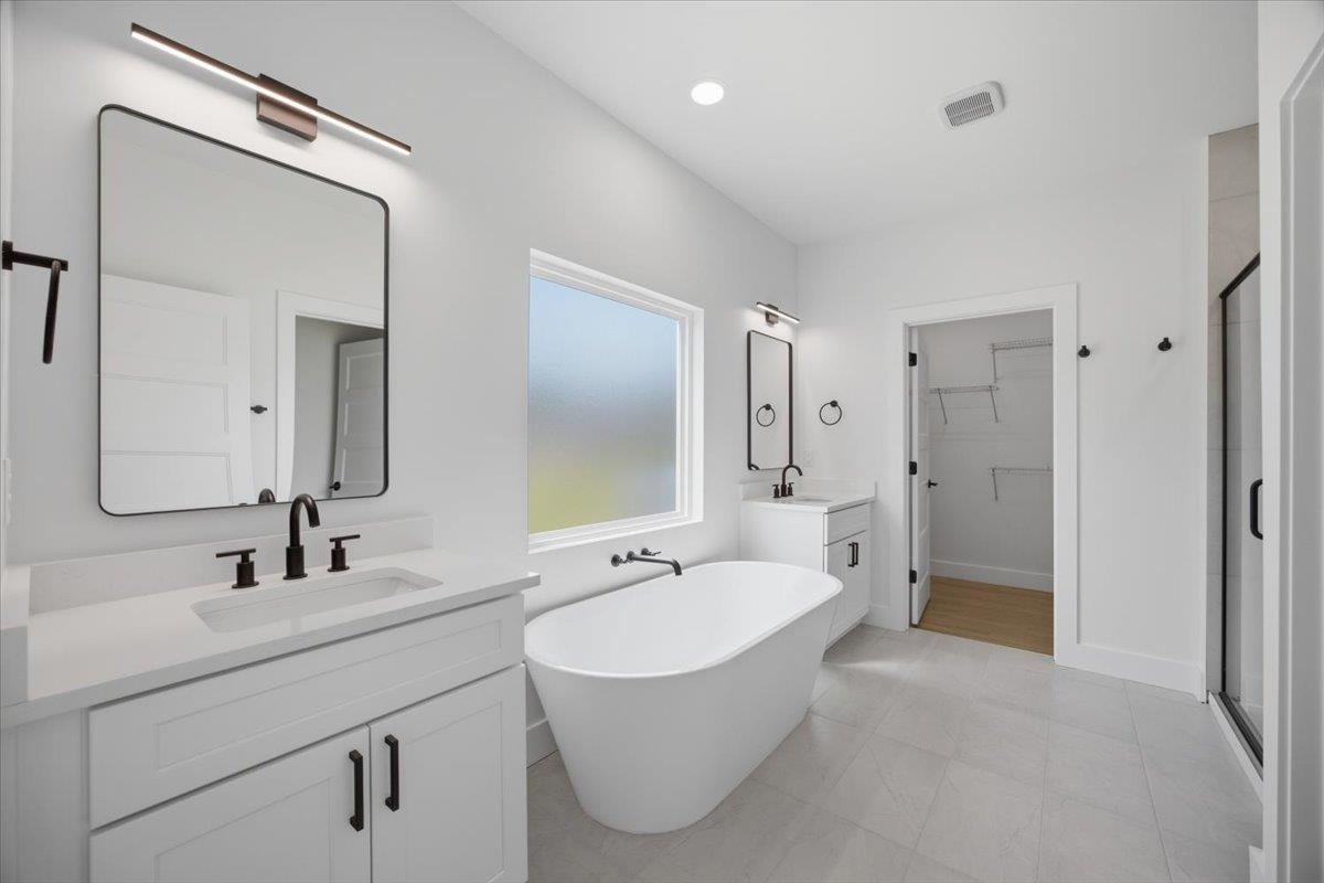 2027 Blessed Drive Property Photo 15