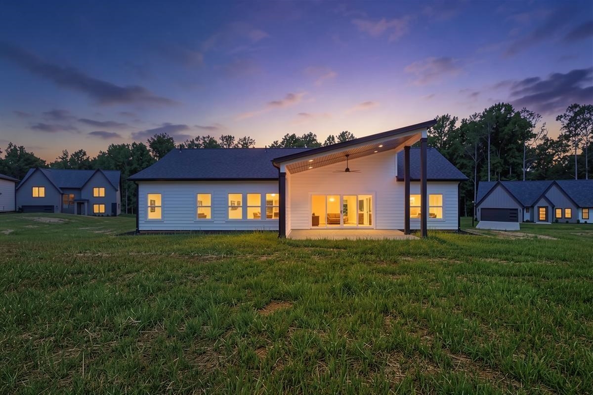 2027 Blessed Drive Property Photo 25