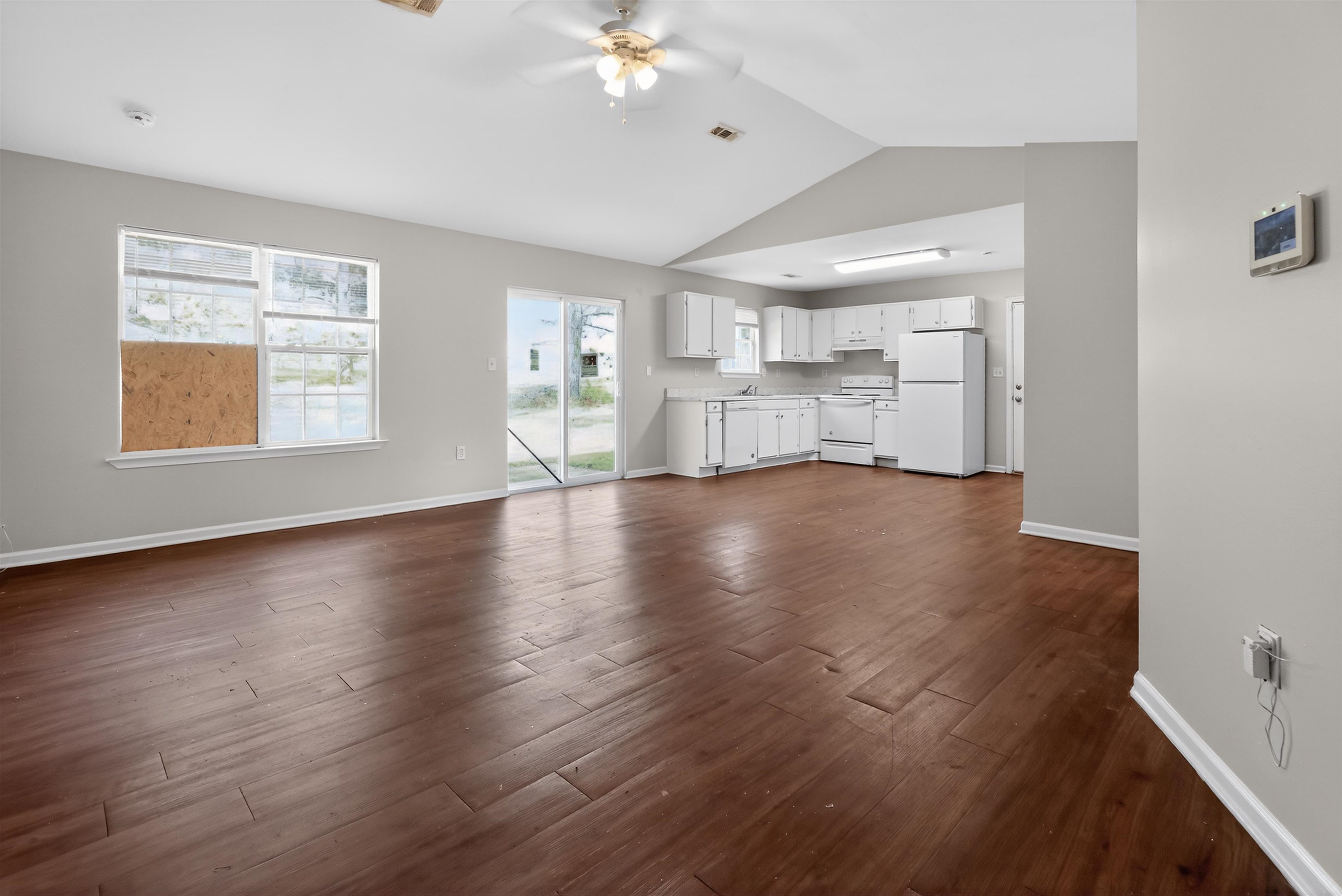 611 Basil Court Property Photo 6