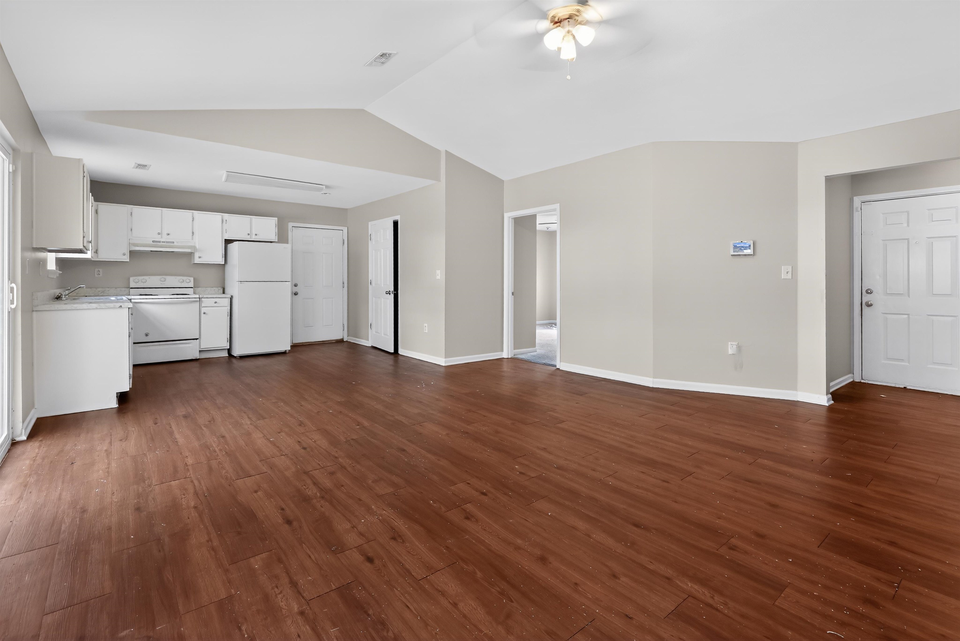 611 Basil Court Property Photo 9
