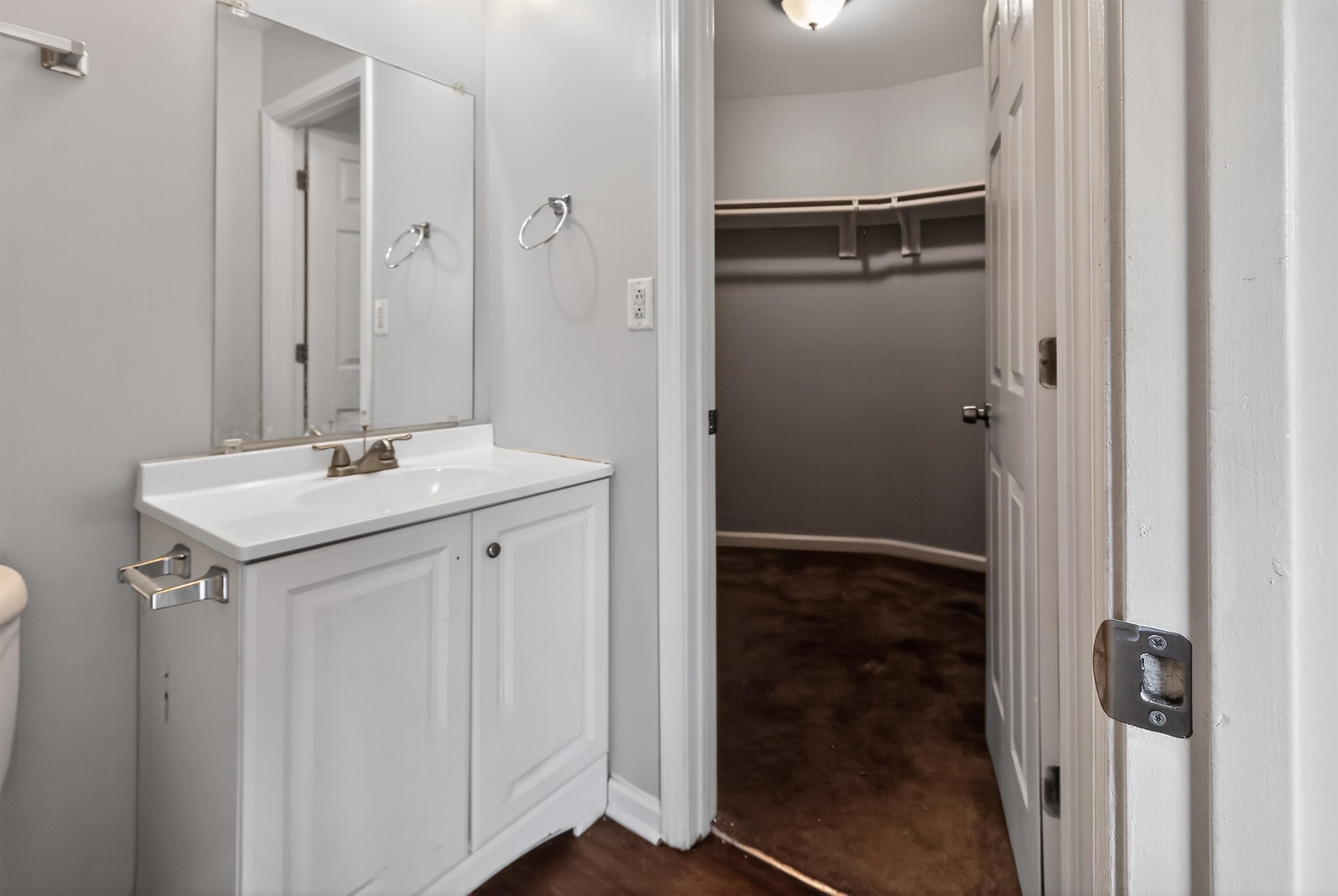 611 Basil Court Property Photo 16