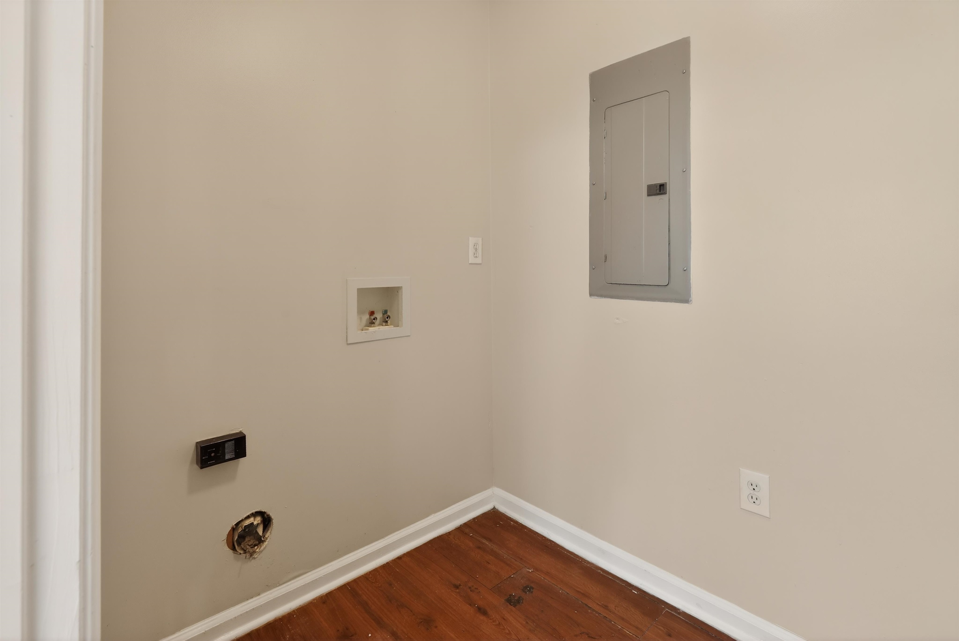 611 Basil Court Property Photo 18