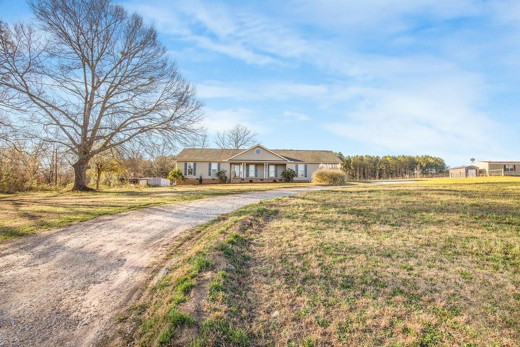 4760 Cockrell Road Property Photo 2