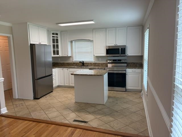 256 St. Matthews Lane Property Photo 4