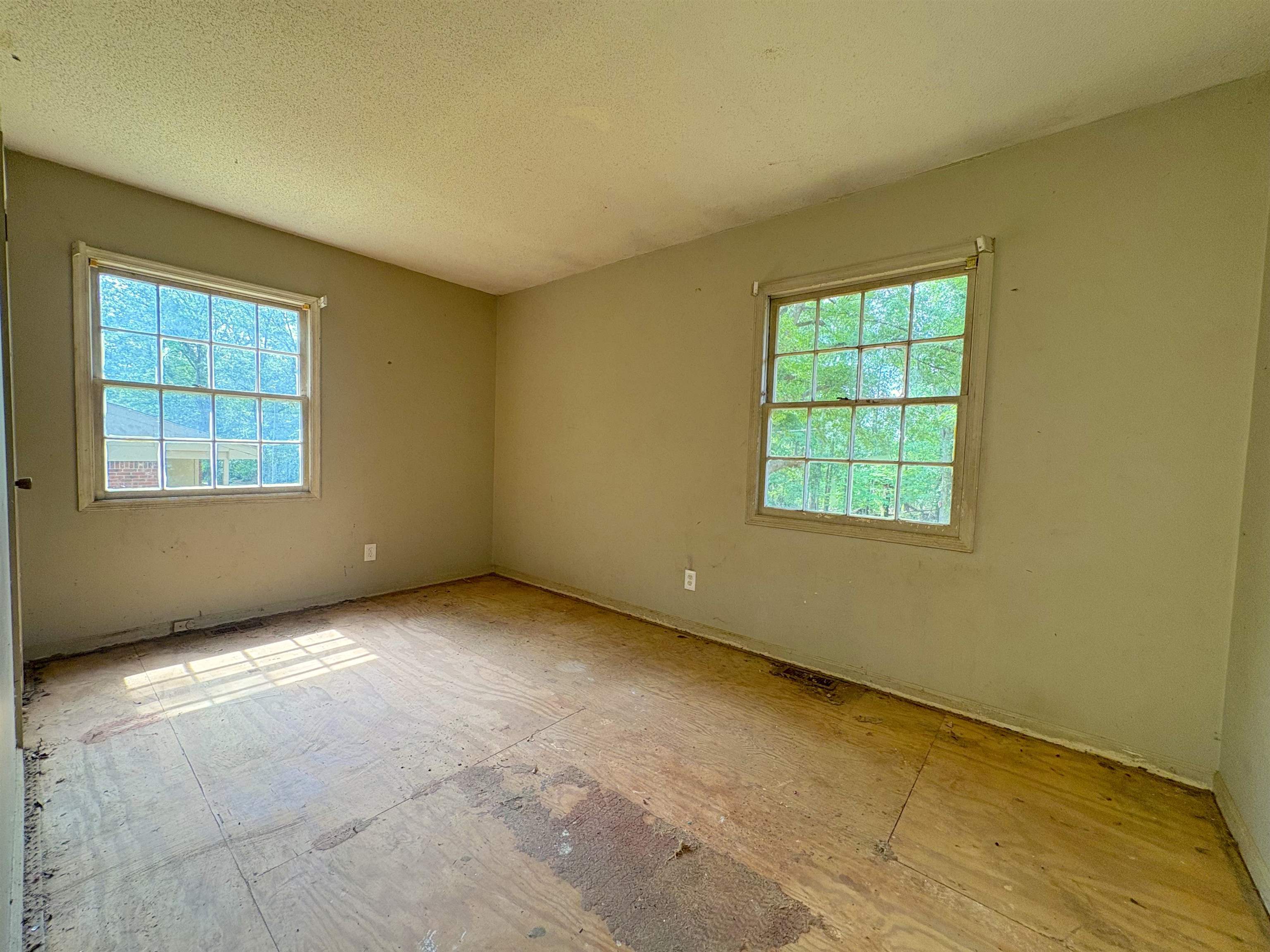 714 S Center Street Property Photo 9