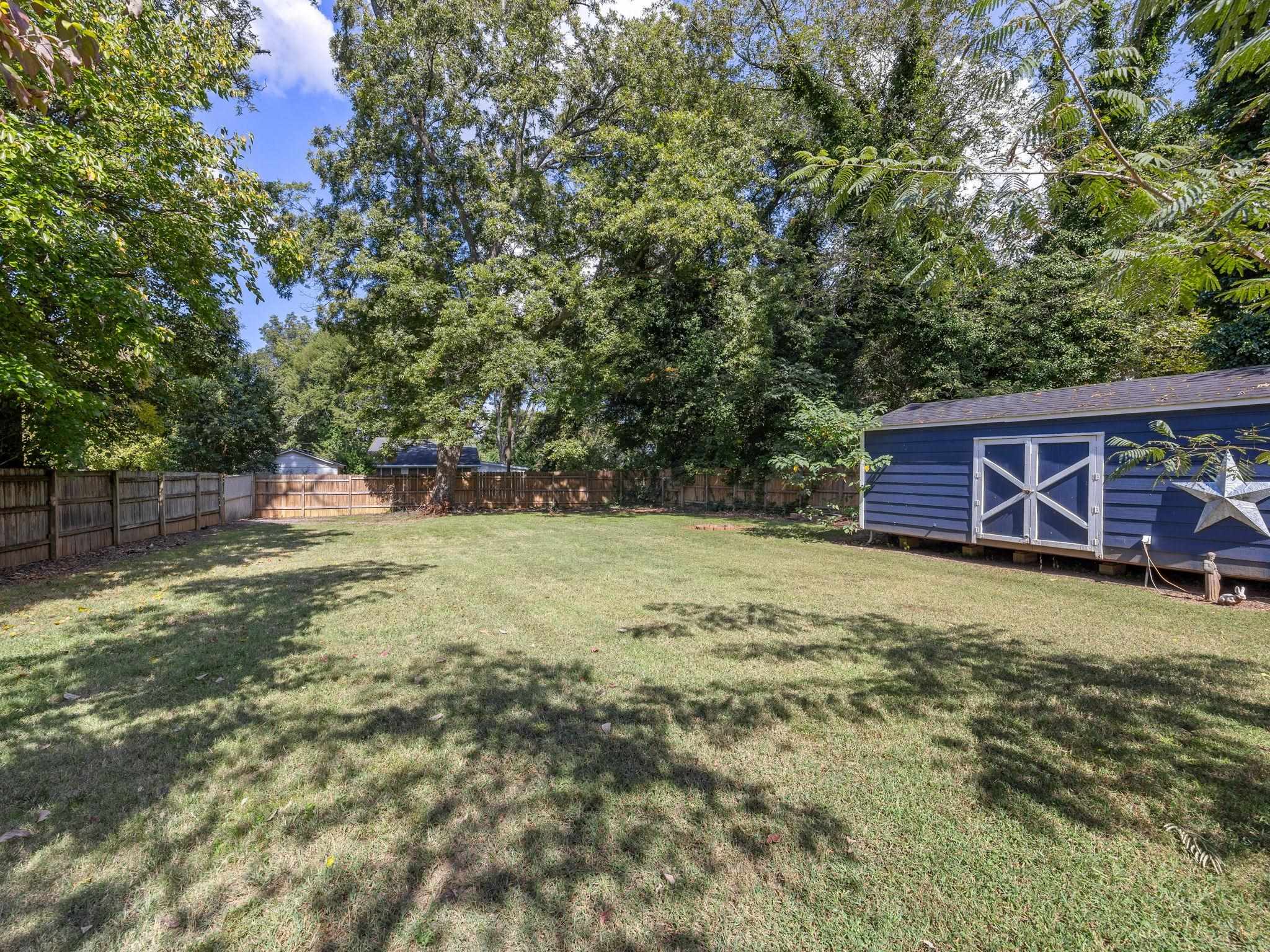401 E Rutledge Avenue Property Photo 46