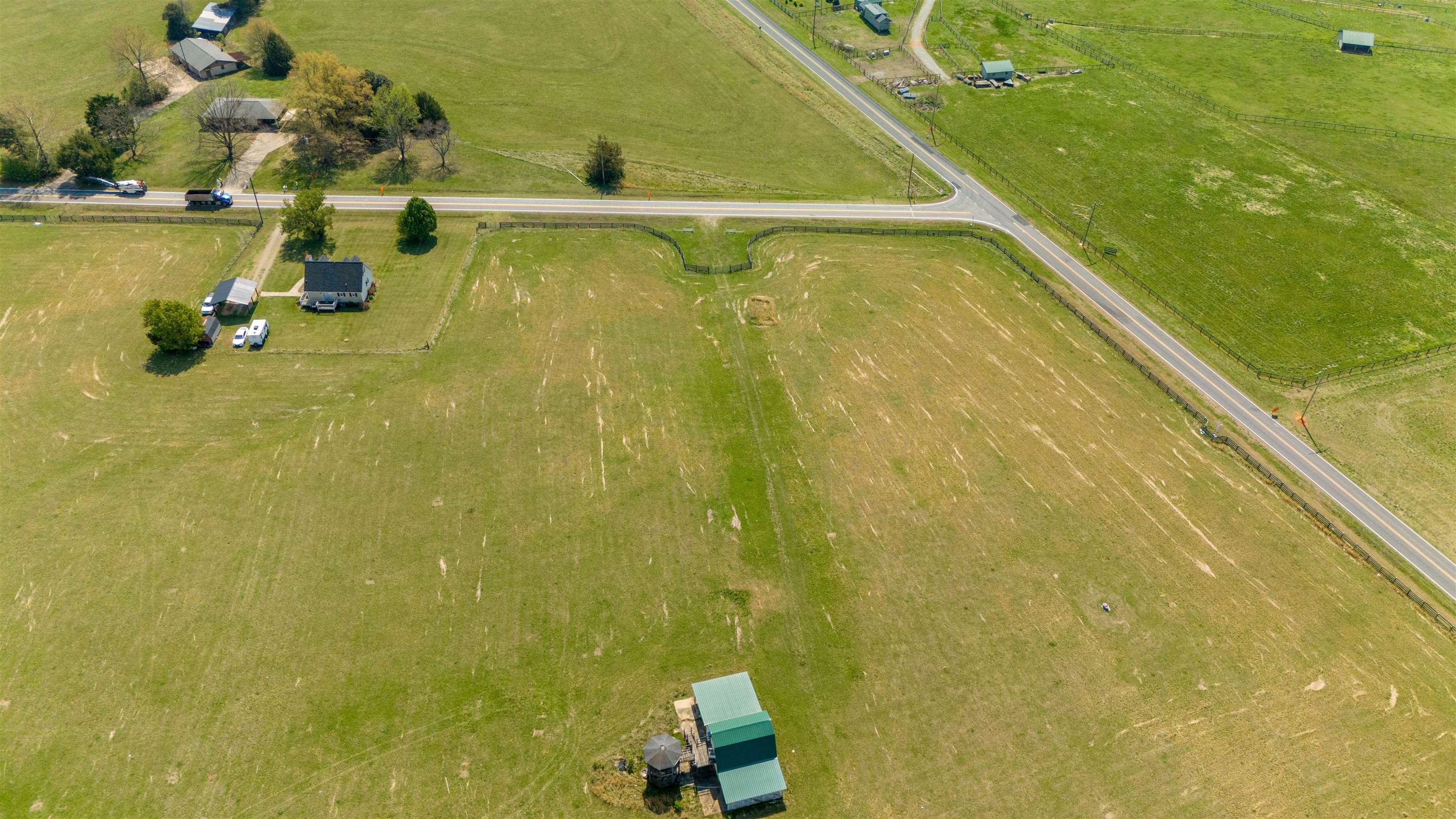 338419 Property Photo 10