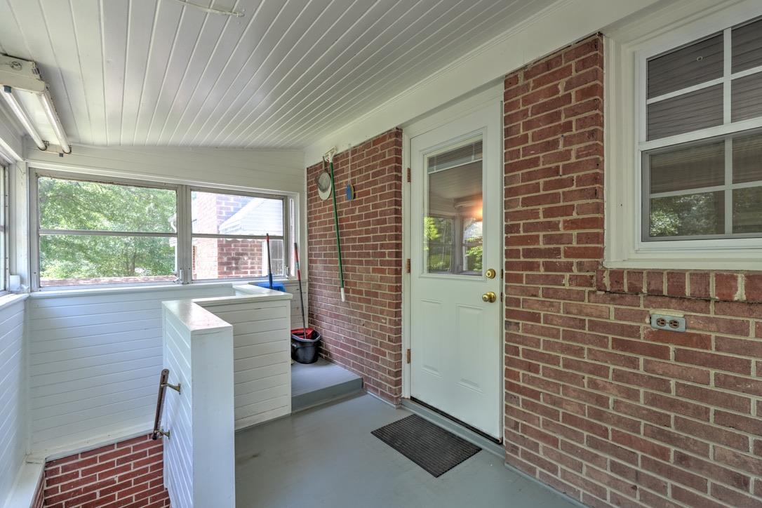 902 Arthur Boulevard Property Photo 35