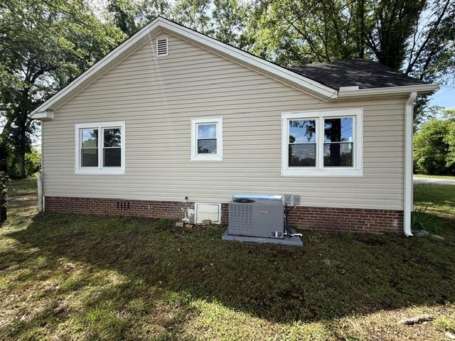 1064 Howard Street Property Photo 3