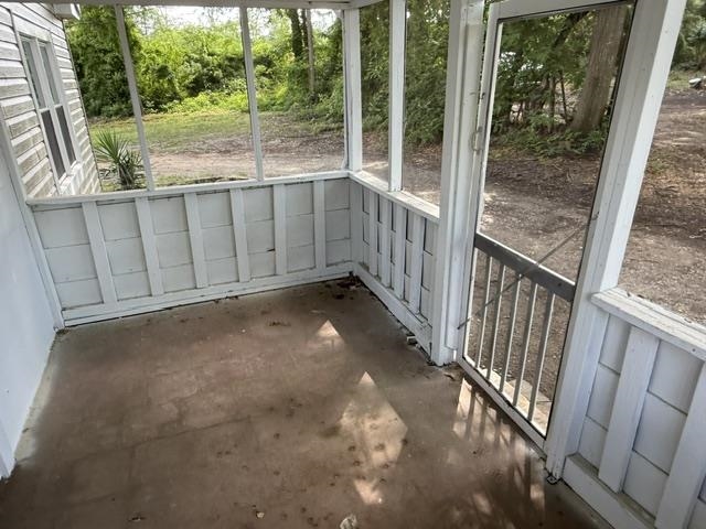 1064 Howard Street Property Photo 6