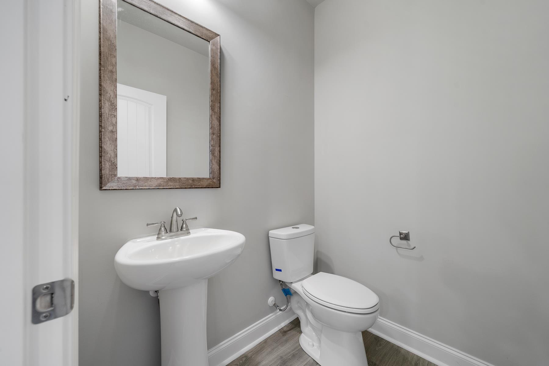 628 Forest Creek Circle Property Photo 15