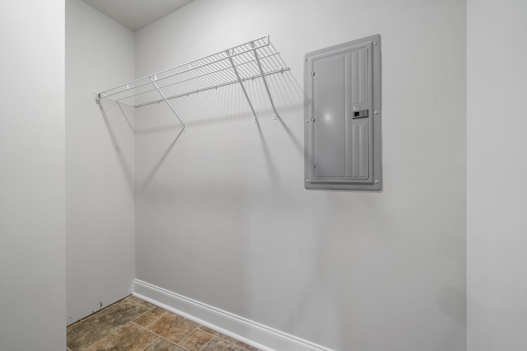 628 Forest Creek Circle Property Photo 23