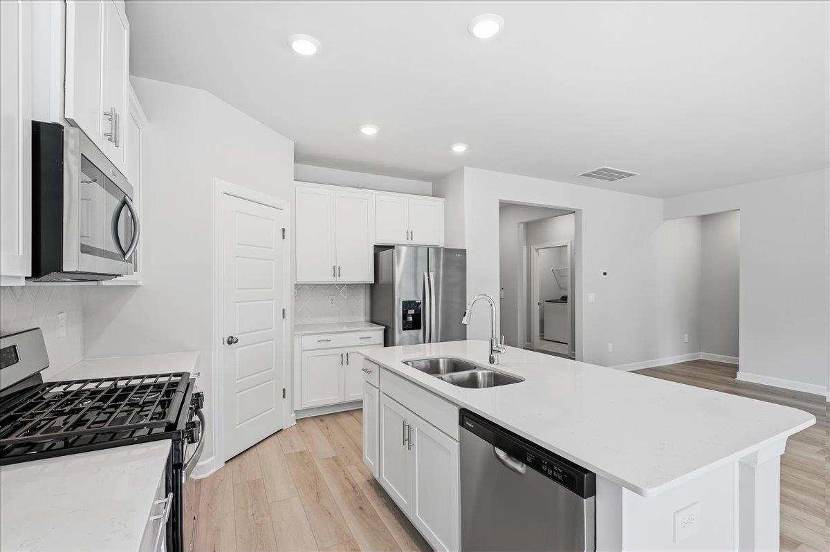 1520 Switchback Circle Property Photo 11