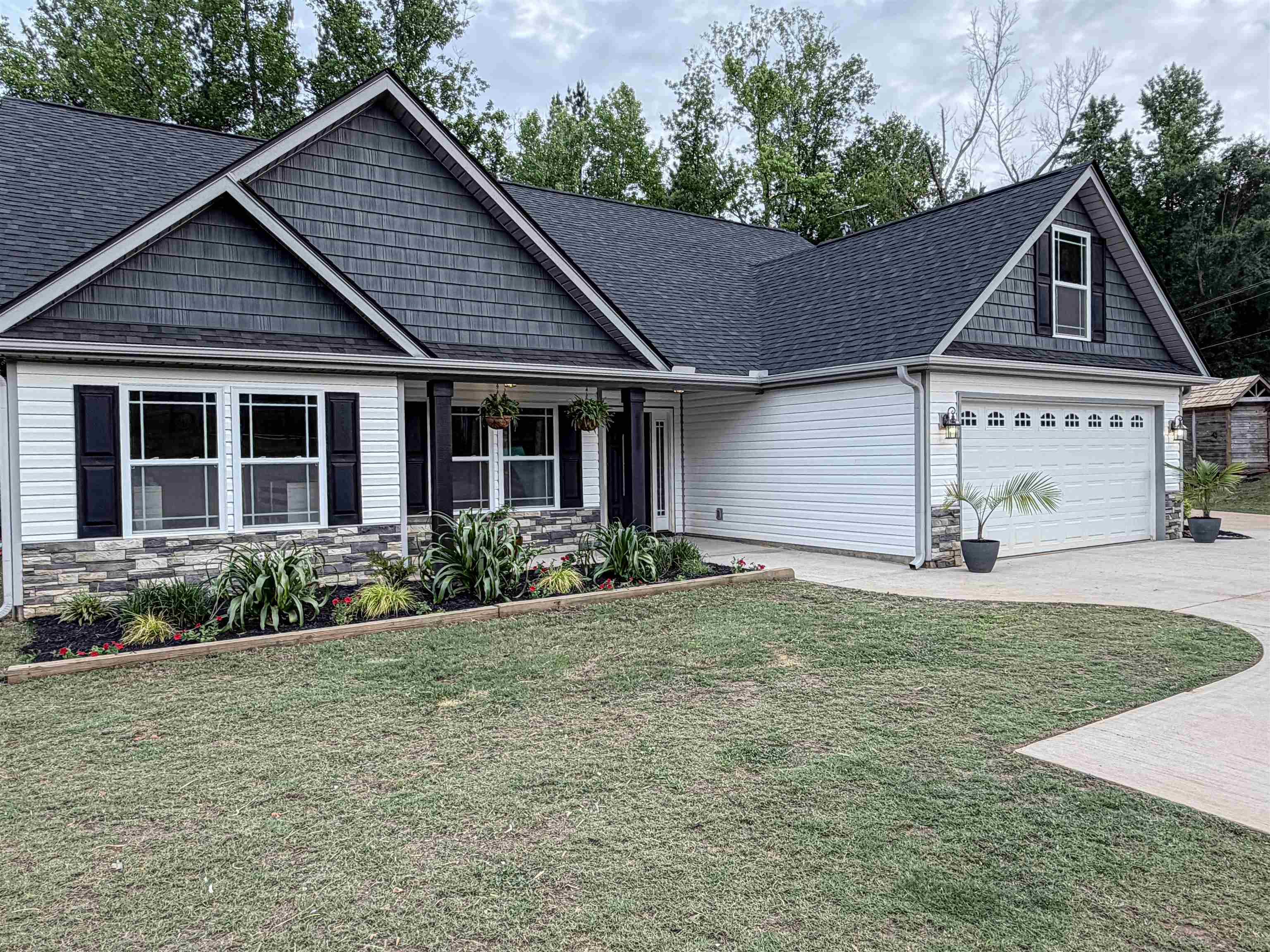 115 Fowler Road Property Photo 1