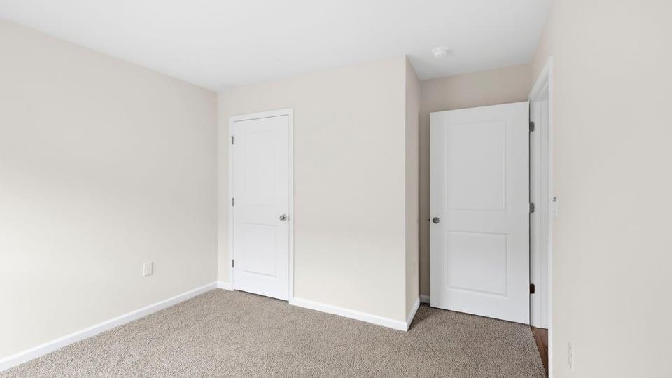 944 Kerwood Street Property Photo 8