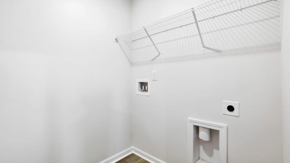 944 Kerwood Street Property Photo 32