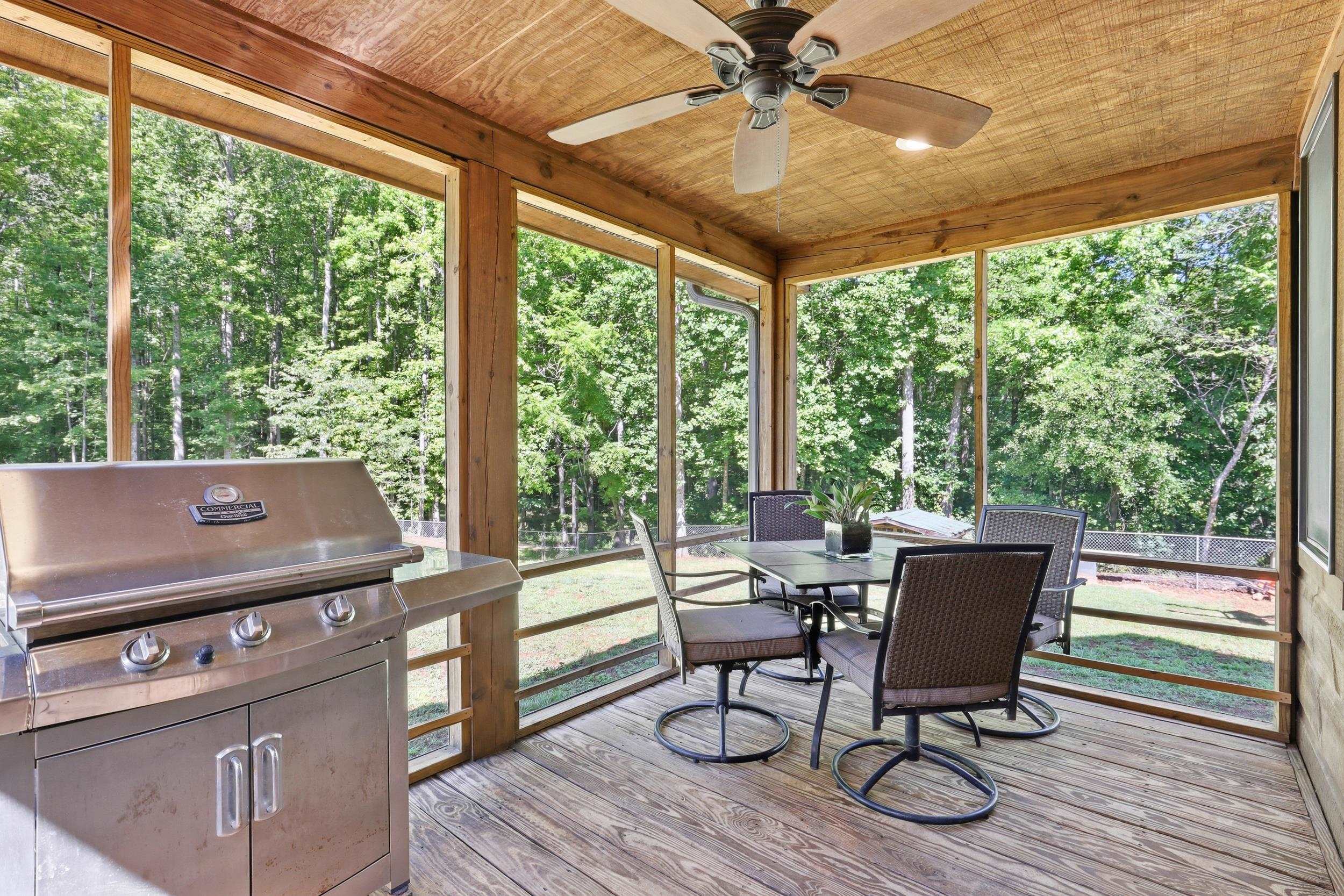 455 Hindman Road Property Photo 4