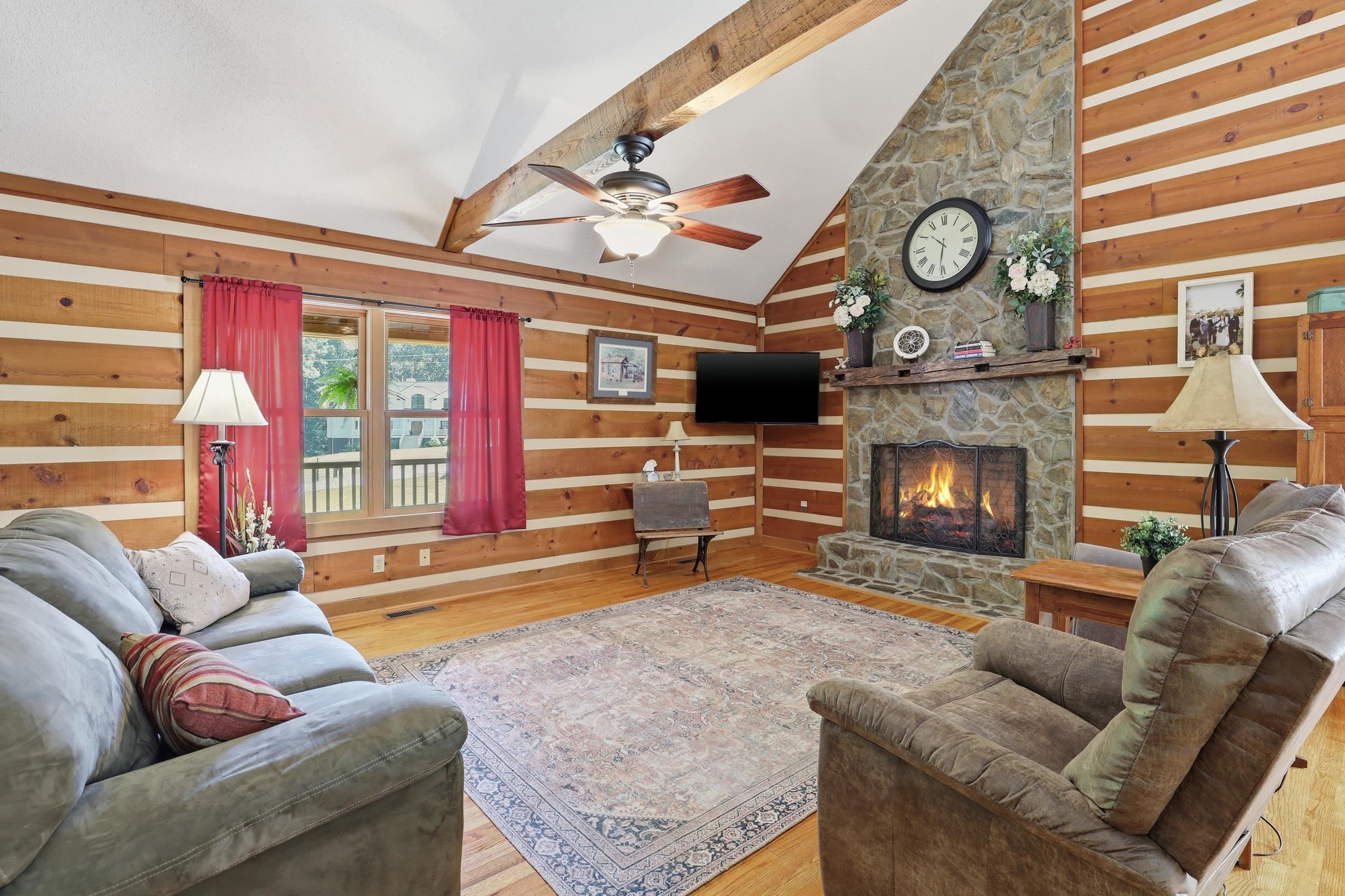 455 Hindman Road Property Photo 7