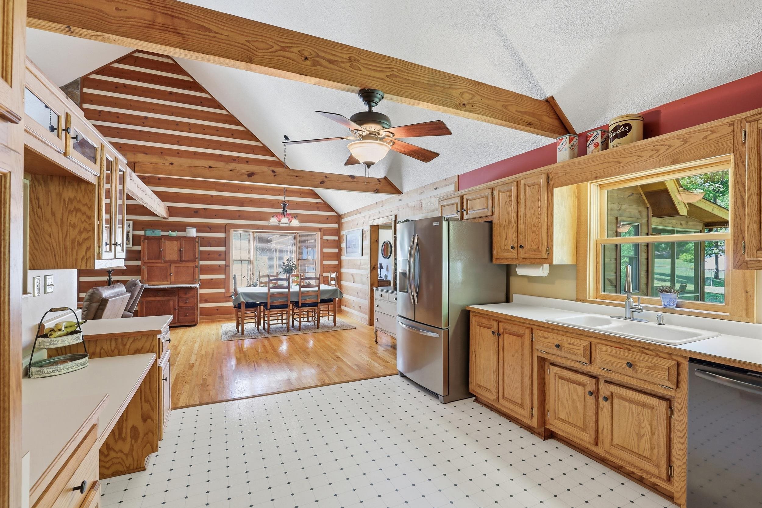 455 Hindman Road Property Photo 11