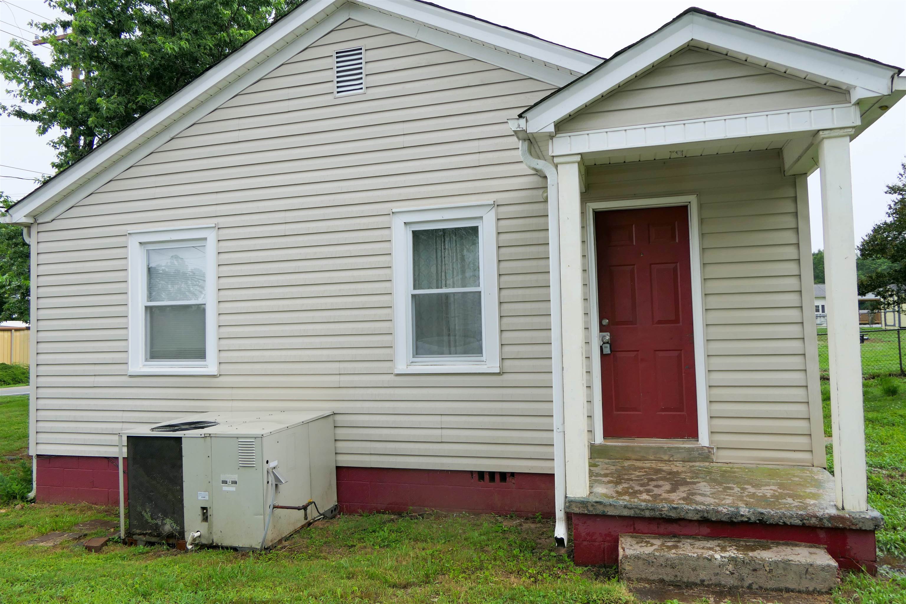 1170 Campton Rd Property Photo 10