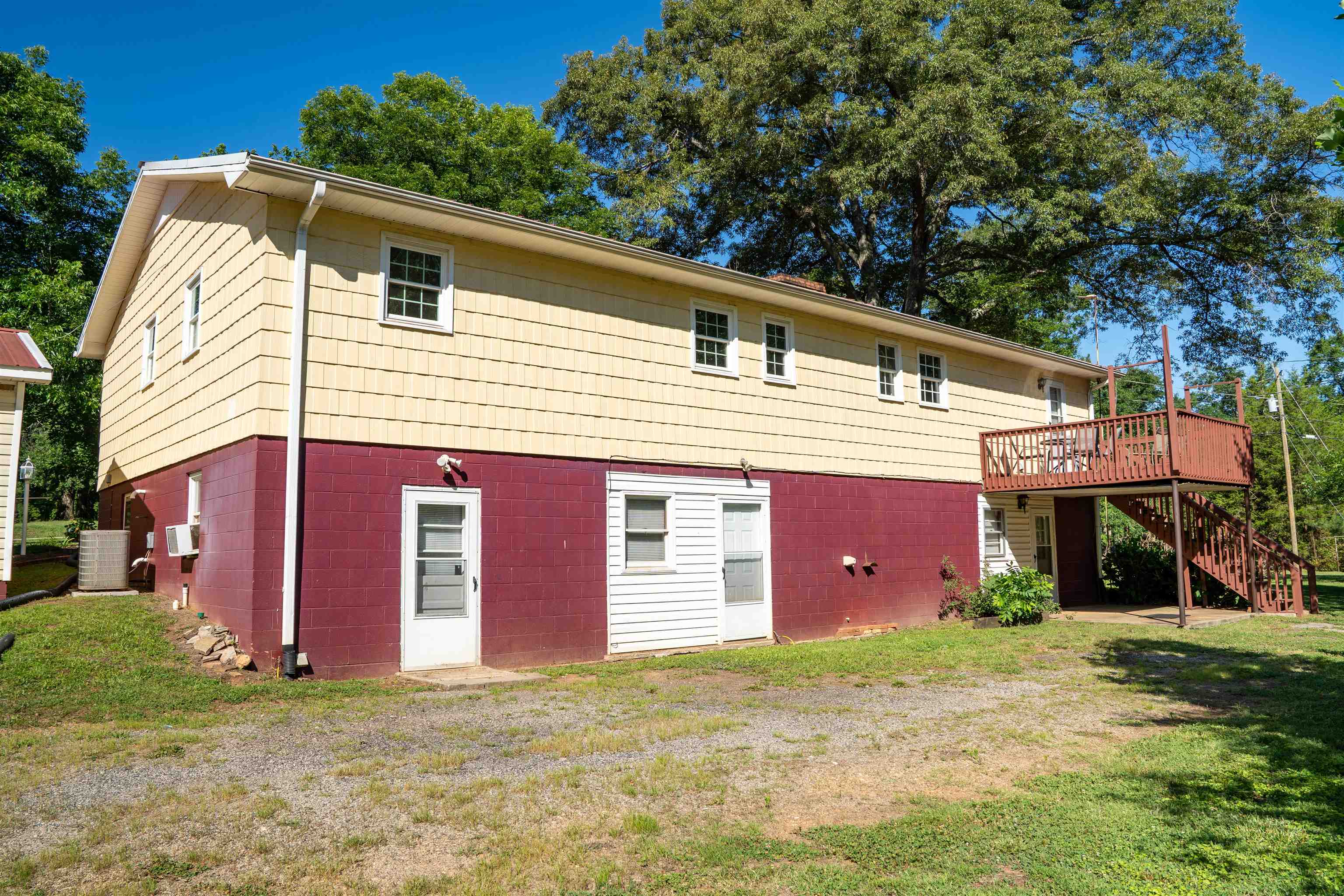 134 Pruitt Road Property Photo 4