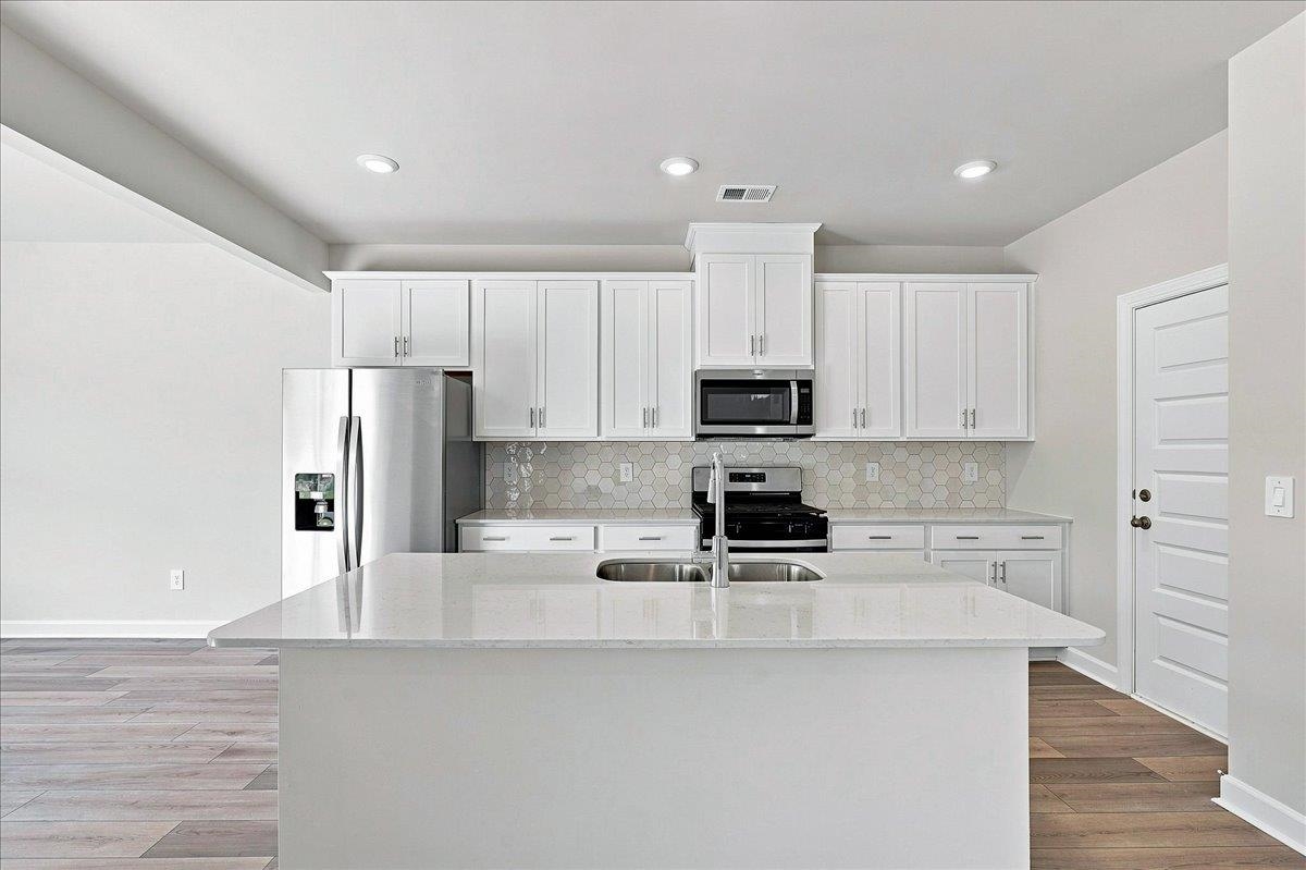 423 Upland Water Court Property Photo 11